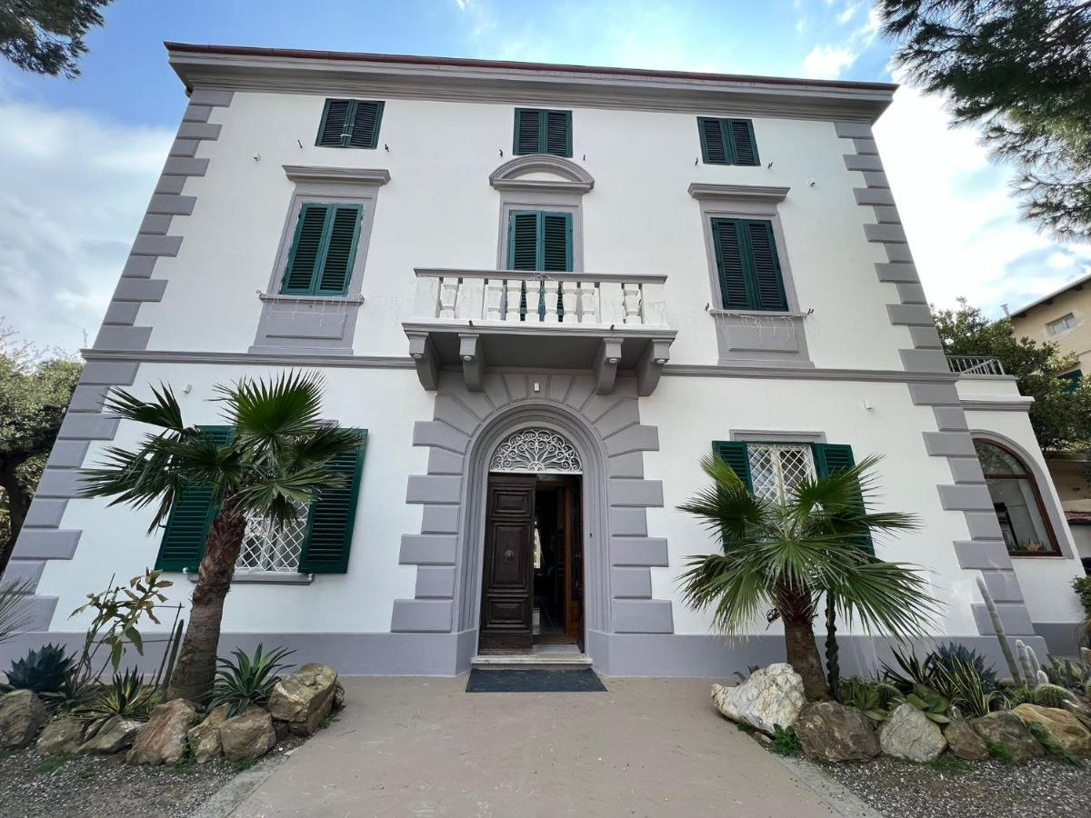Villa Giulietta Hotel Castiglioncello Exteriör bild